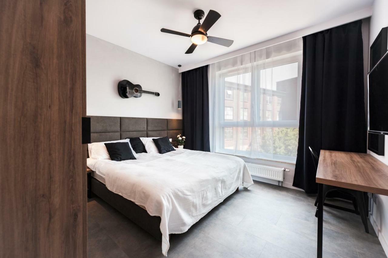 Unique 3City Apartments - Grey Apartment Гданьск Экстерьер фото